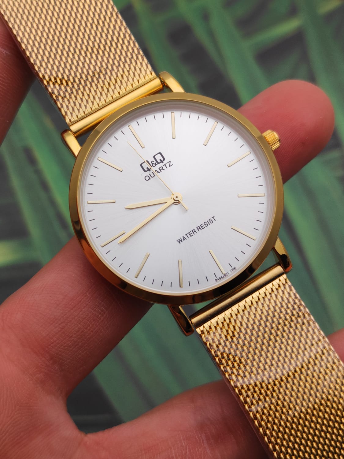 Reloj Q&amp;Q Quartz – Elegancia Minimalista