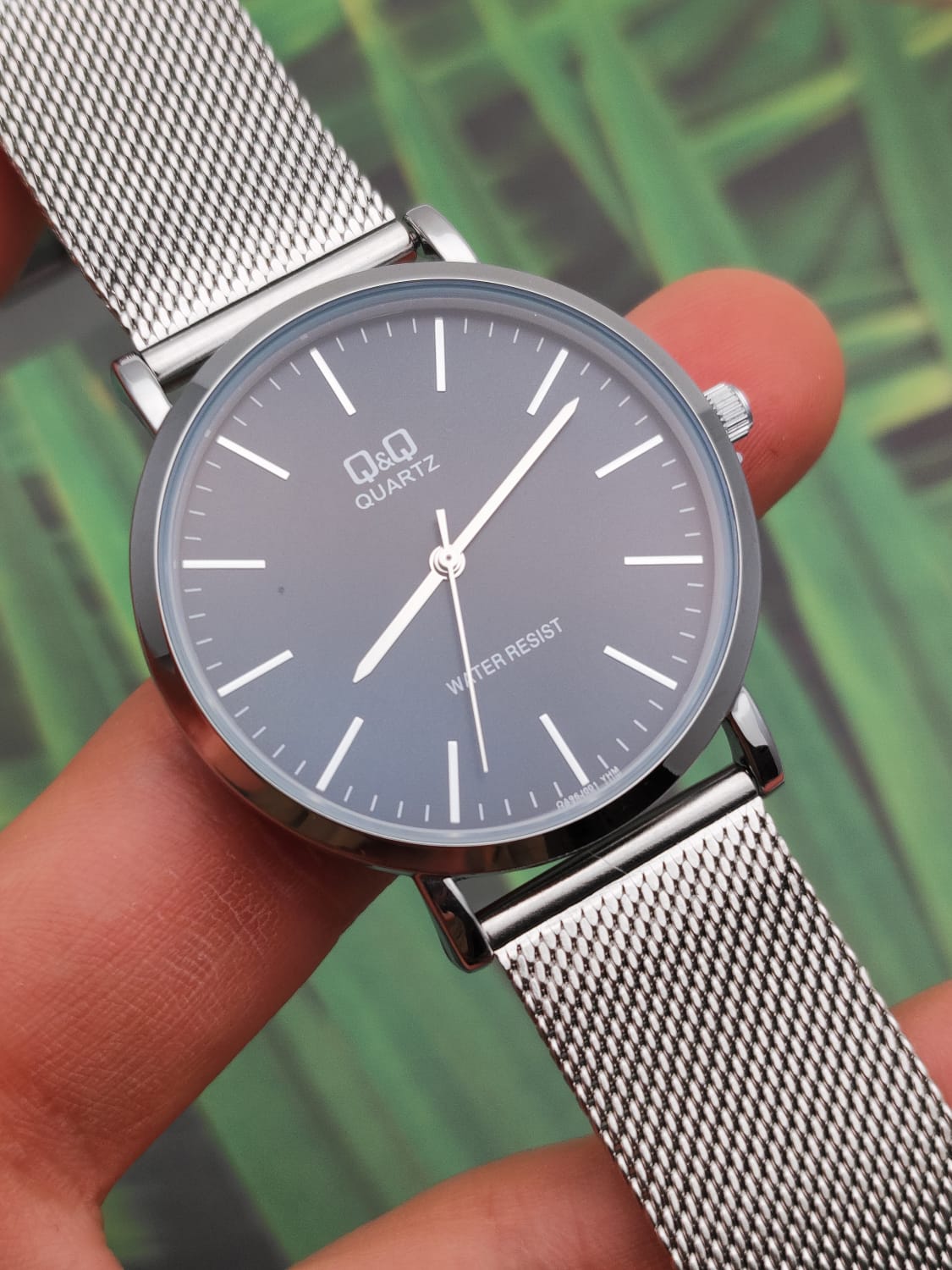 Reloj Q&amp;Q Quartz – Elegancia Minimalista