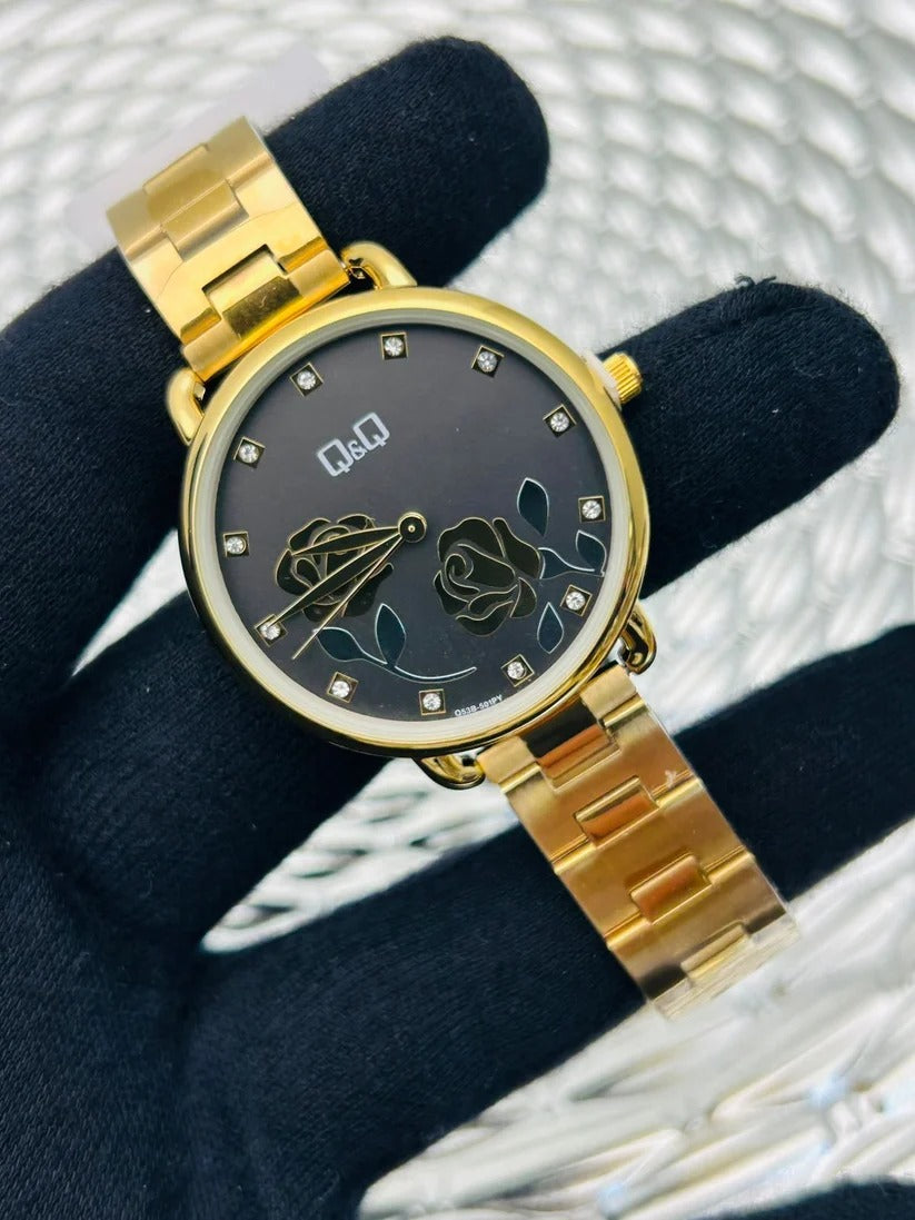 Reloj Q&Q para Dama – Elegancia y diseño floral