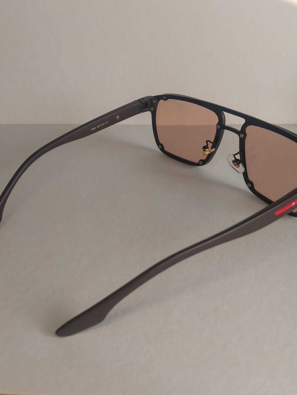 Gafas de Sol Rectangulares Marrón – Diseño Moderno