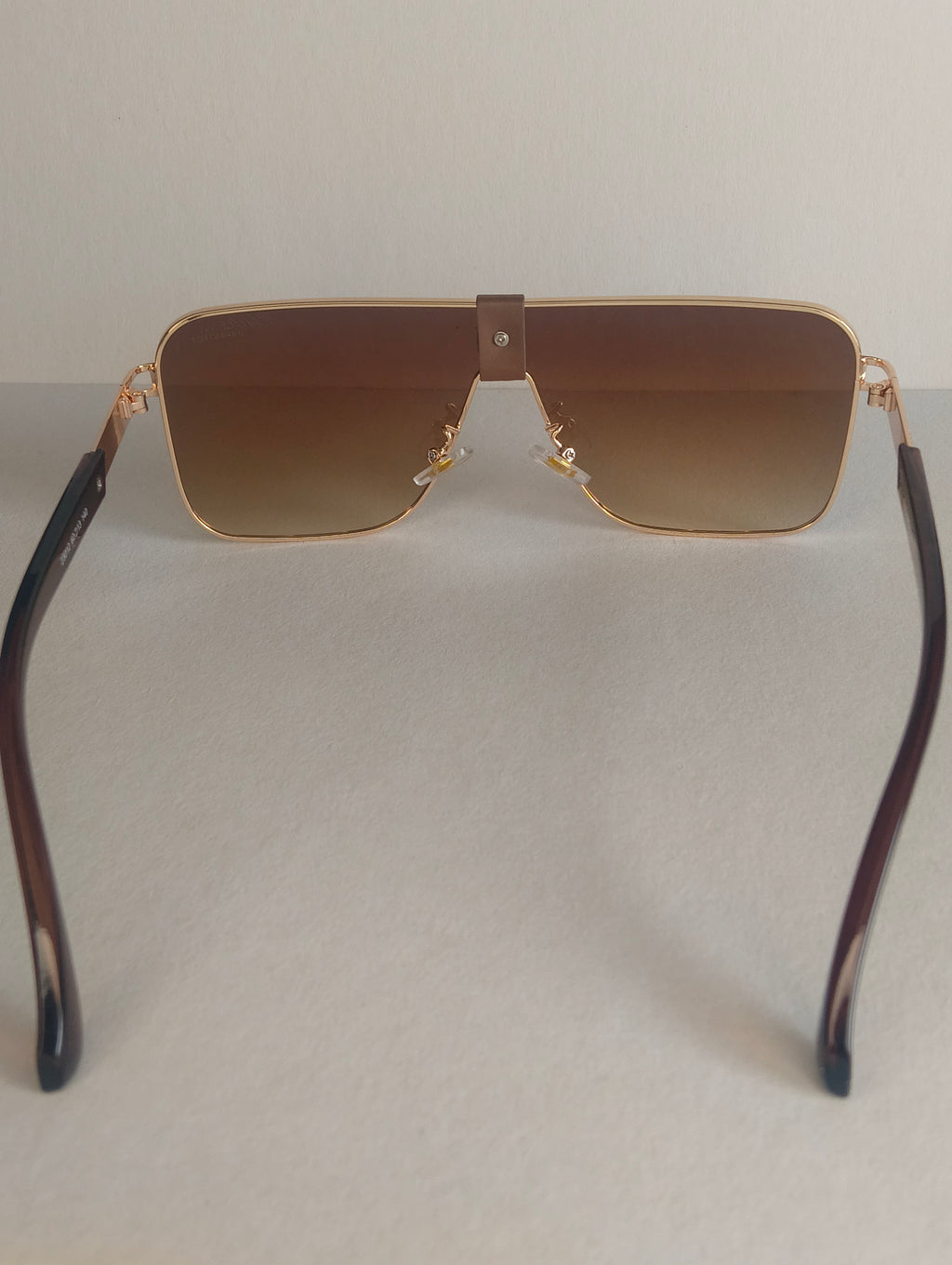 Gafas de Sol Oversize Marrón – Diseño Elegante y Sofisticado