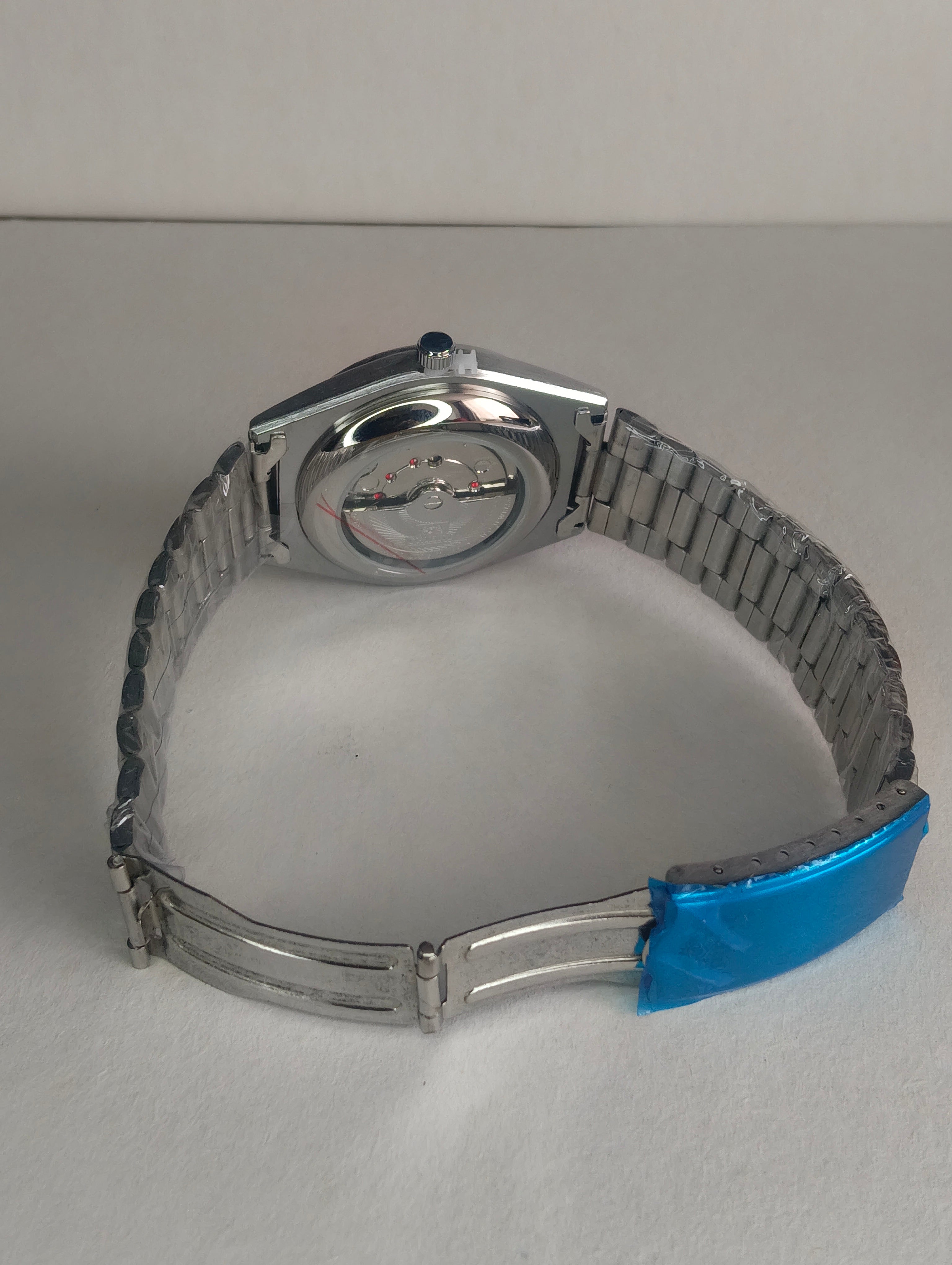 Reloj Automático Estilo Clásico con Calendario – Esfera Verde y Acero Inoxidable
