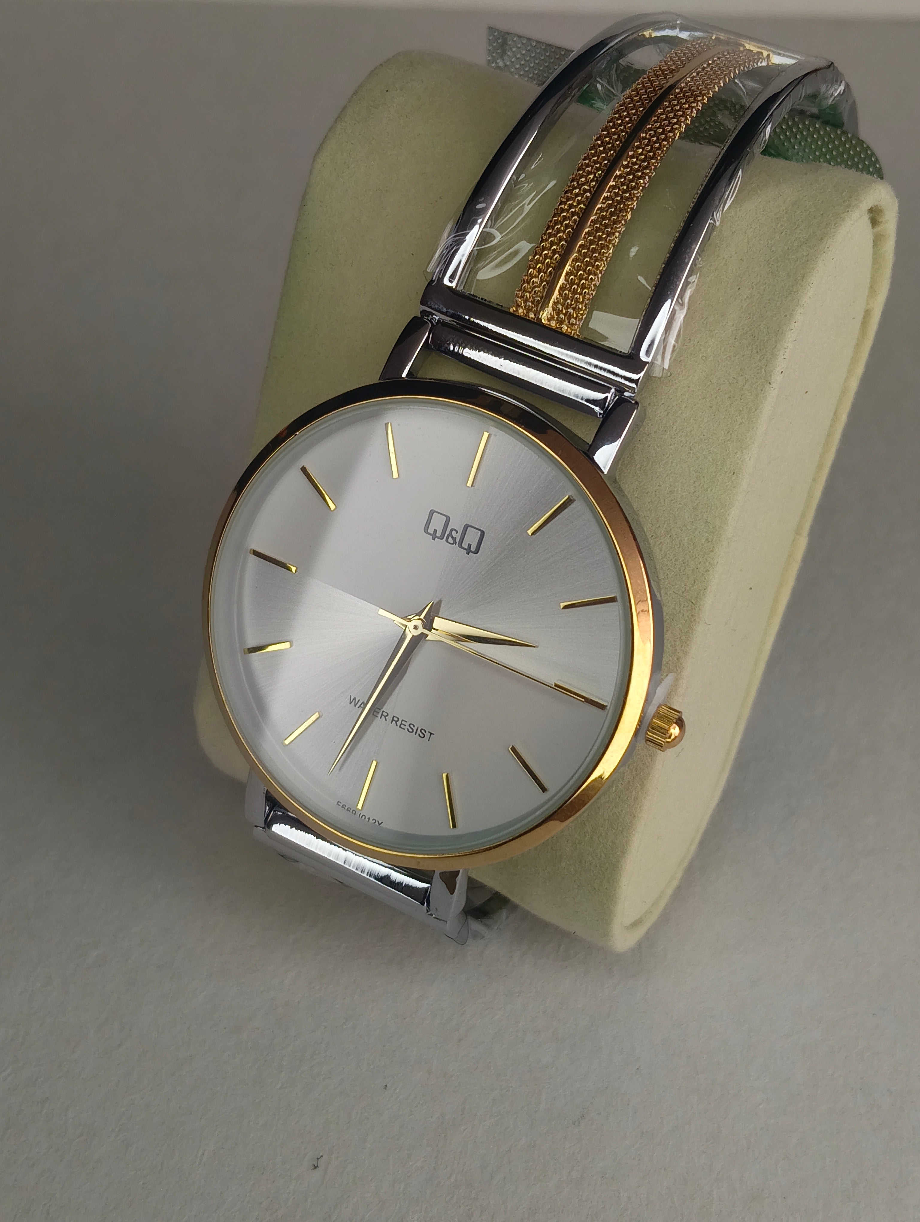 Reloj Q&Q para Hombre Pulso Esqueleto en Acero | Movimiento Japonés Quartz