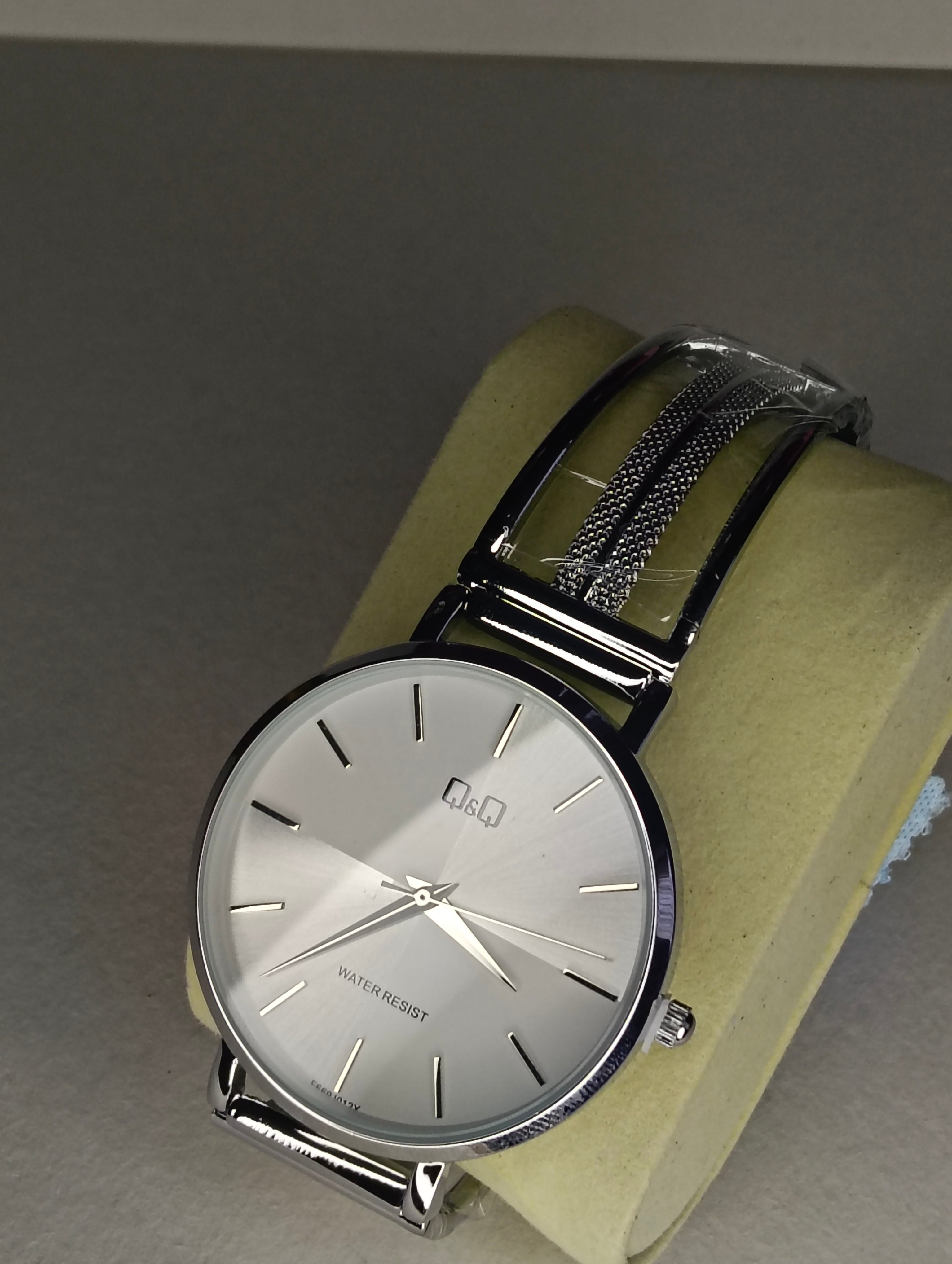 Reloj Q&Q para Hombre Pulso Esqueleto en Acero | Movimiento Japonés Quartz