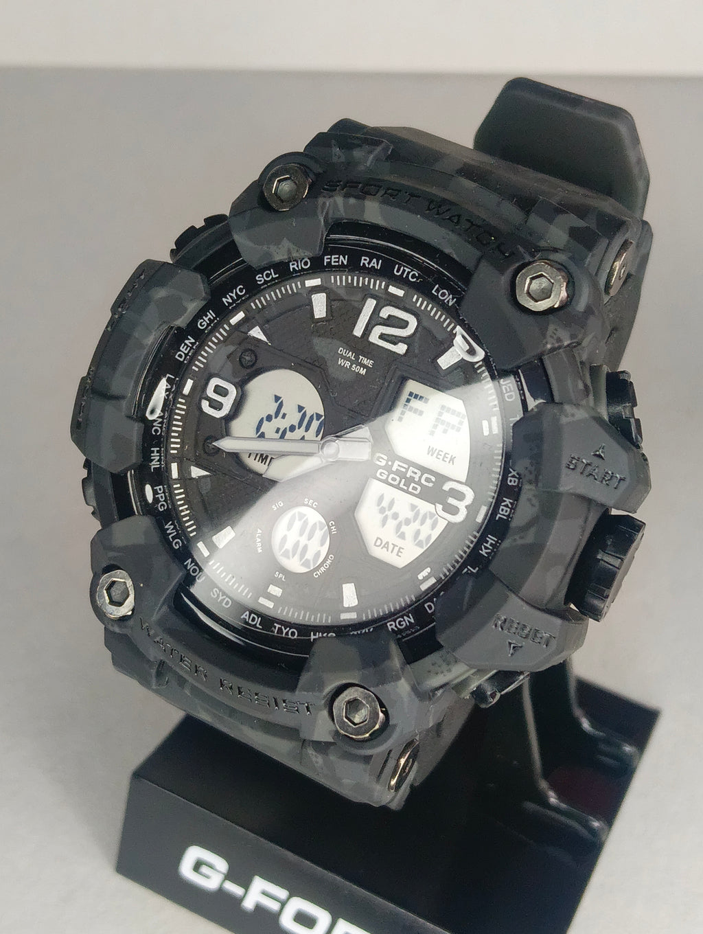 Reloj G-FRC Gold Hombre Análogo Digital Camuflado | Hora Mundial, Cronómetro, Alarma y WR 50M