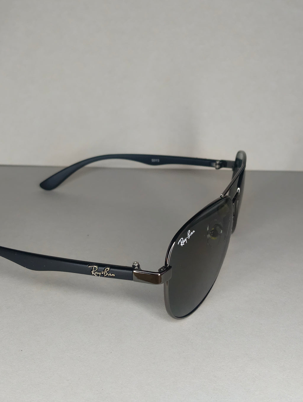 Gafas de Sol Aviador – Diseño Clásico y Elegante
