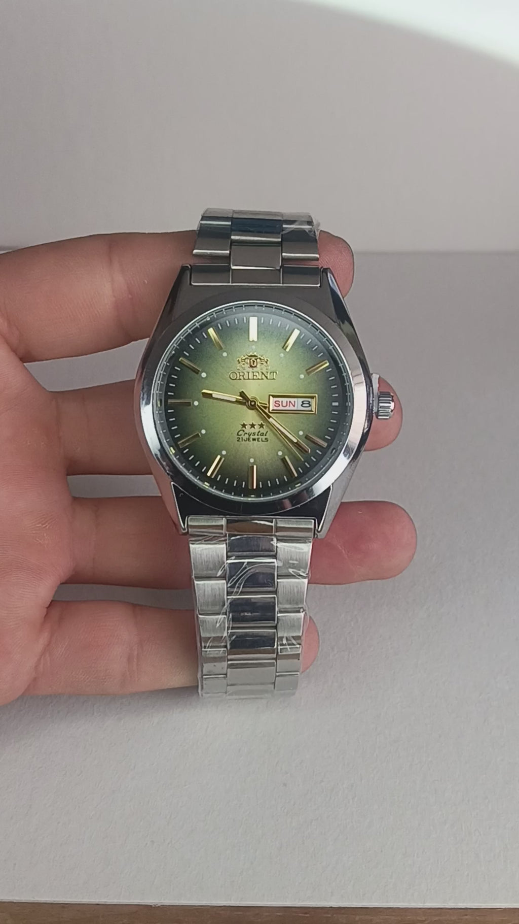 Reloj Automático Estilo Clásico con Calendario – Esfera Verde y Acero Inoxidable