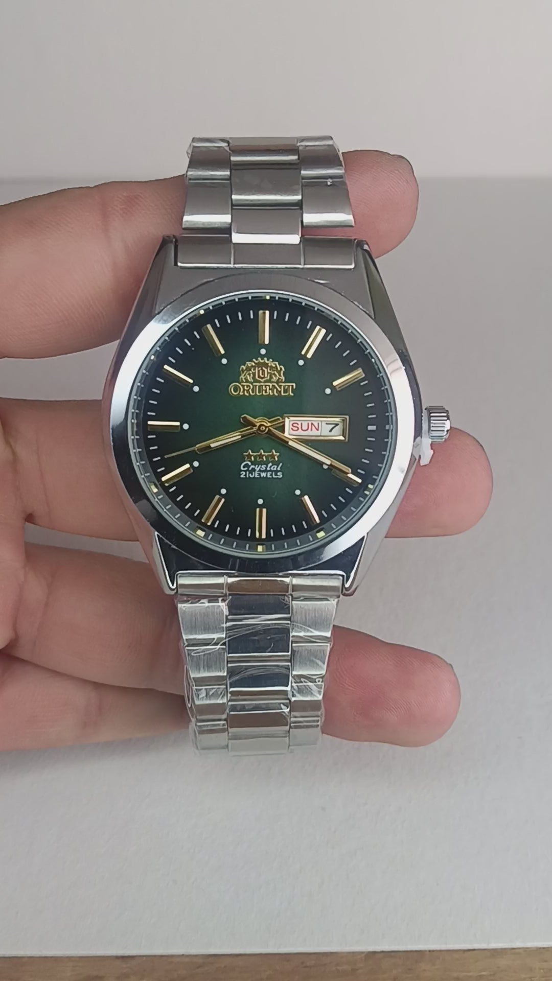 Reloj Automático Estilo Clásico con Calendario – Esfera Verde y Acero Inoxidable