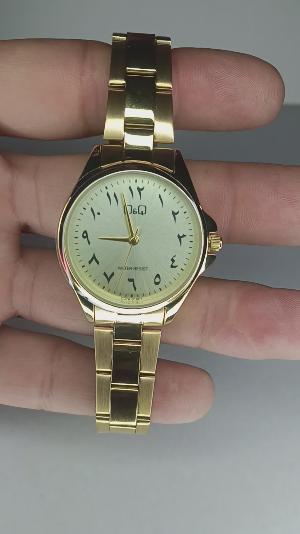 Reloj Q&Q para Mujer Dorado | Esfera Blanca con Números Árabes | Elegancia Clásica