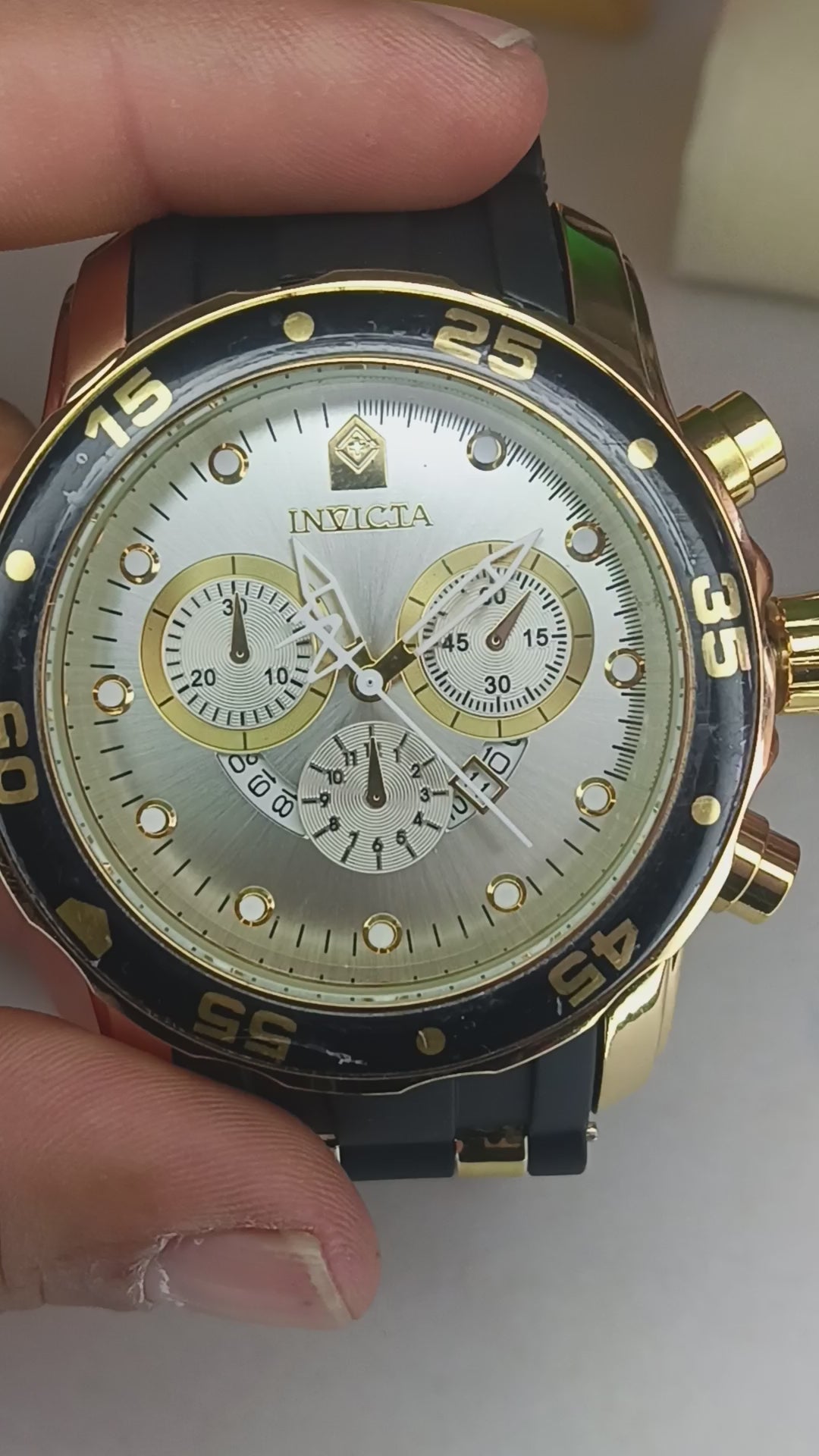 Reloj Deportivo Estilo Invicta Elegante para Caballero – Diseño Tipo Cronógrafo