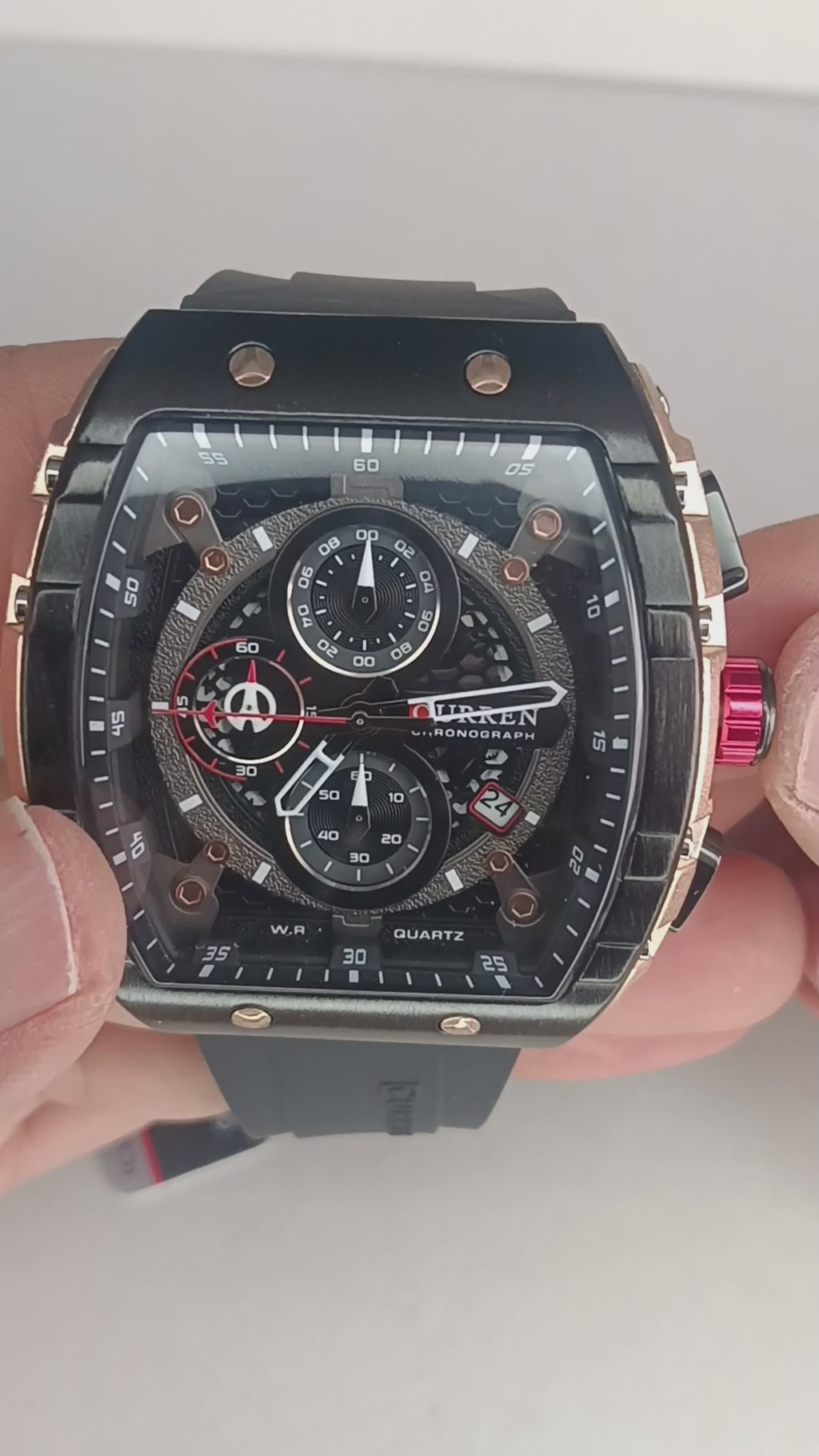 Curren Cronógrafo Cuadrado para Hombre – Diseño Deportivo con Calendario y Correa de Silicona